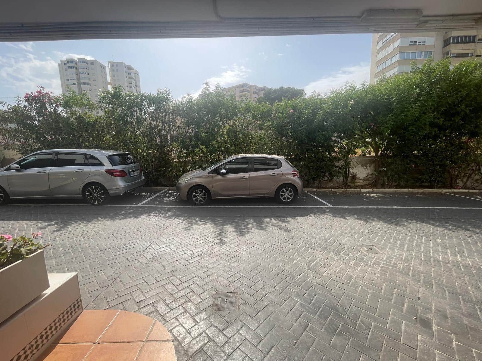 2 makuuhuone Huoneisto vuokrattavana paikassa Playa de San Juan mukana 
autotalli - 1 350 € (Ref: 10014193)