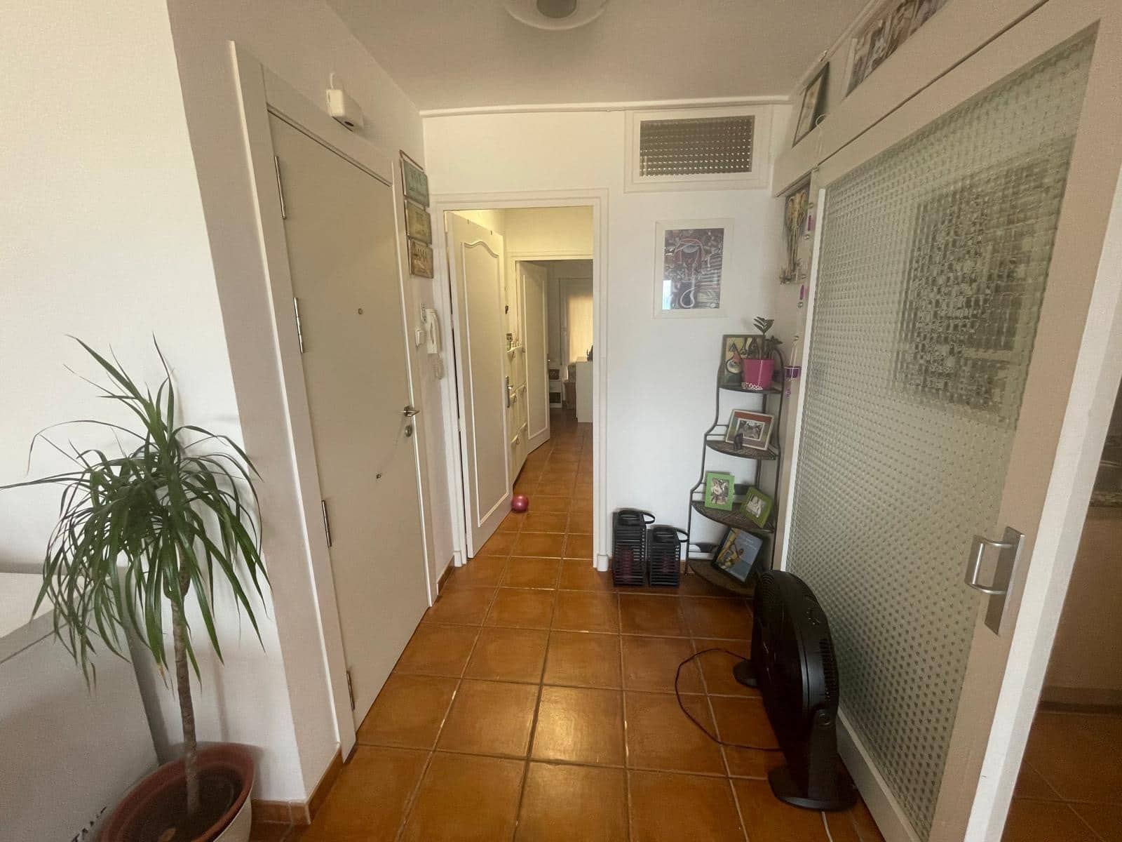 2 makuuhuone Huoneisto vuokrattavana paikassa Playa de San Juan mukana 
autotalli - 1 350 € (Ref: 10014193)