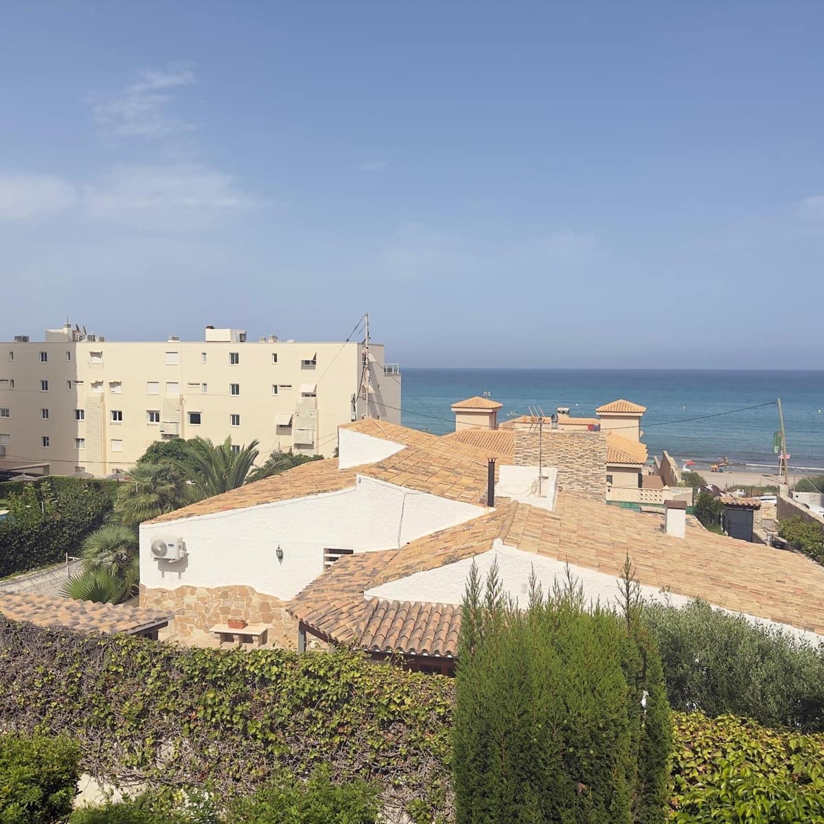 2 makuuhuone Huoneisto vuokrattavana paikassa Playa de San Juan mukana 
autotalli - 1 350 € (Ref: 10014193)