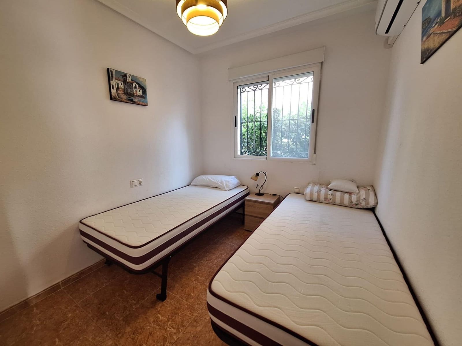 3 sovrum Radhus att hyra i Orihuela Costa med pool garage - 1 300 € (Ref: 10014194)