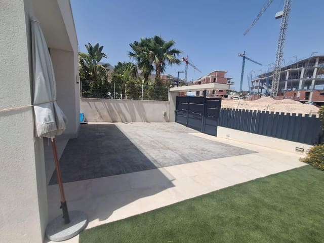 Villa/Maison de 3 chambres à louer à Golf Bahía, Finestrat avec piscine garage - 3 500 € (Ref: 10014195)