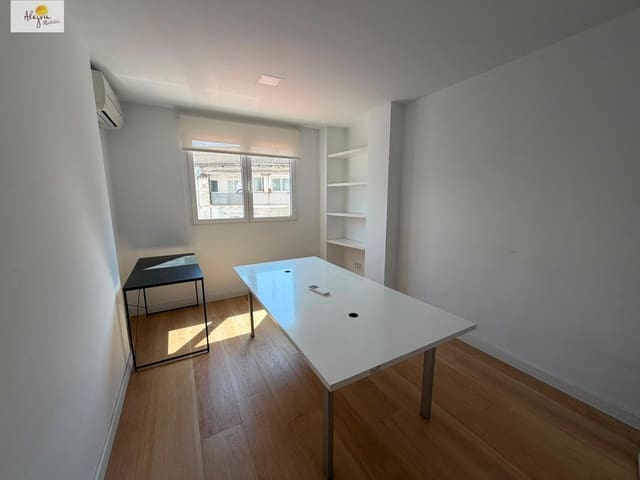 Bureau à louer à El Pla del Remei, Valence ville - 1 200 € (Ref: 10014196)