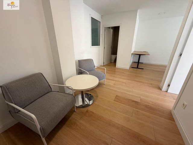 Bureau à louer à El Pla del Remei, Valence ville - 1 200 € (Ref: 10014196)
