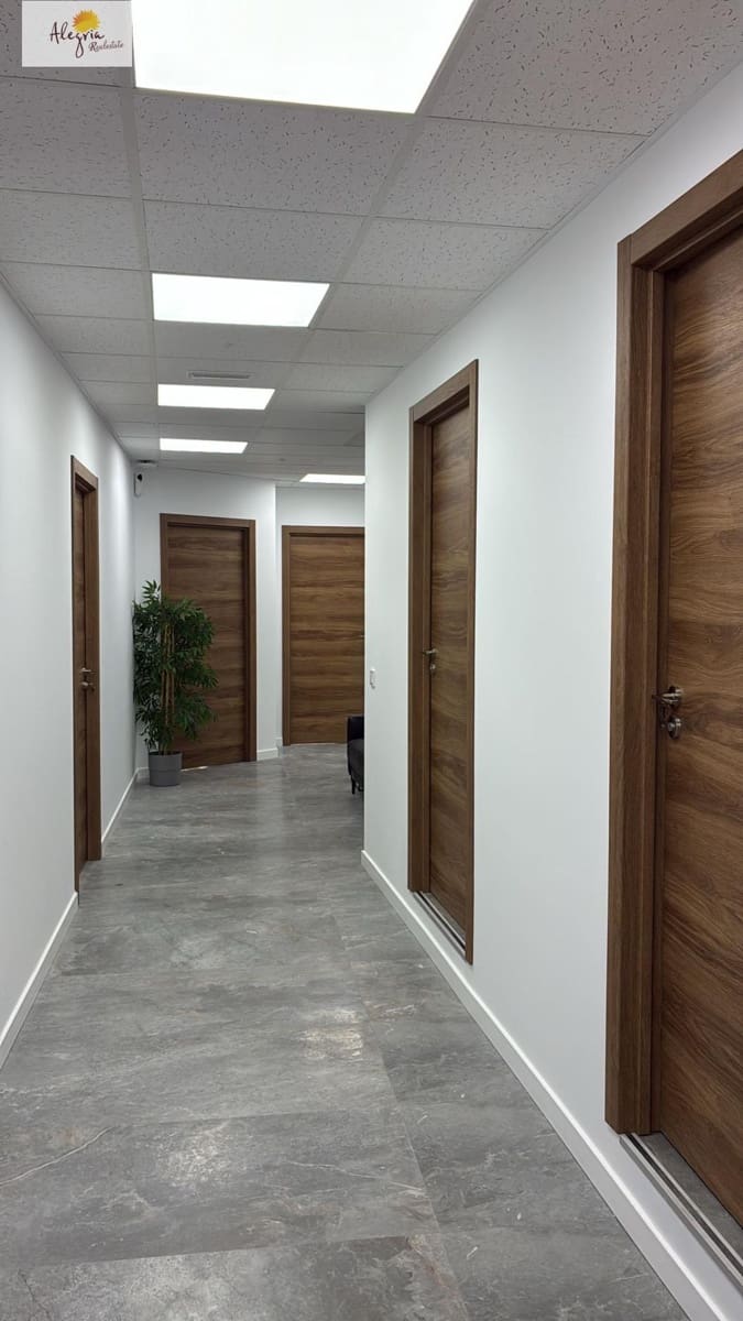 Kontor att hyra i Valencia stad - 600 € (Ref: 10014197)