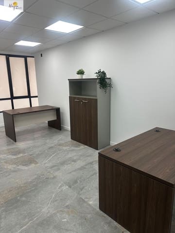 Bureau à louer à Sant Francesc, Valence ville - 600 € (Ref: 10014197)