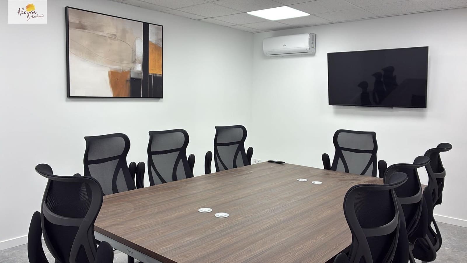 Kontor att hyra i Valencia stad - 600 € (Ref: 10014197)