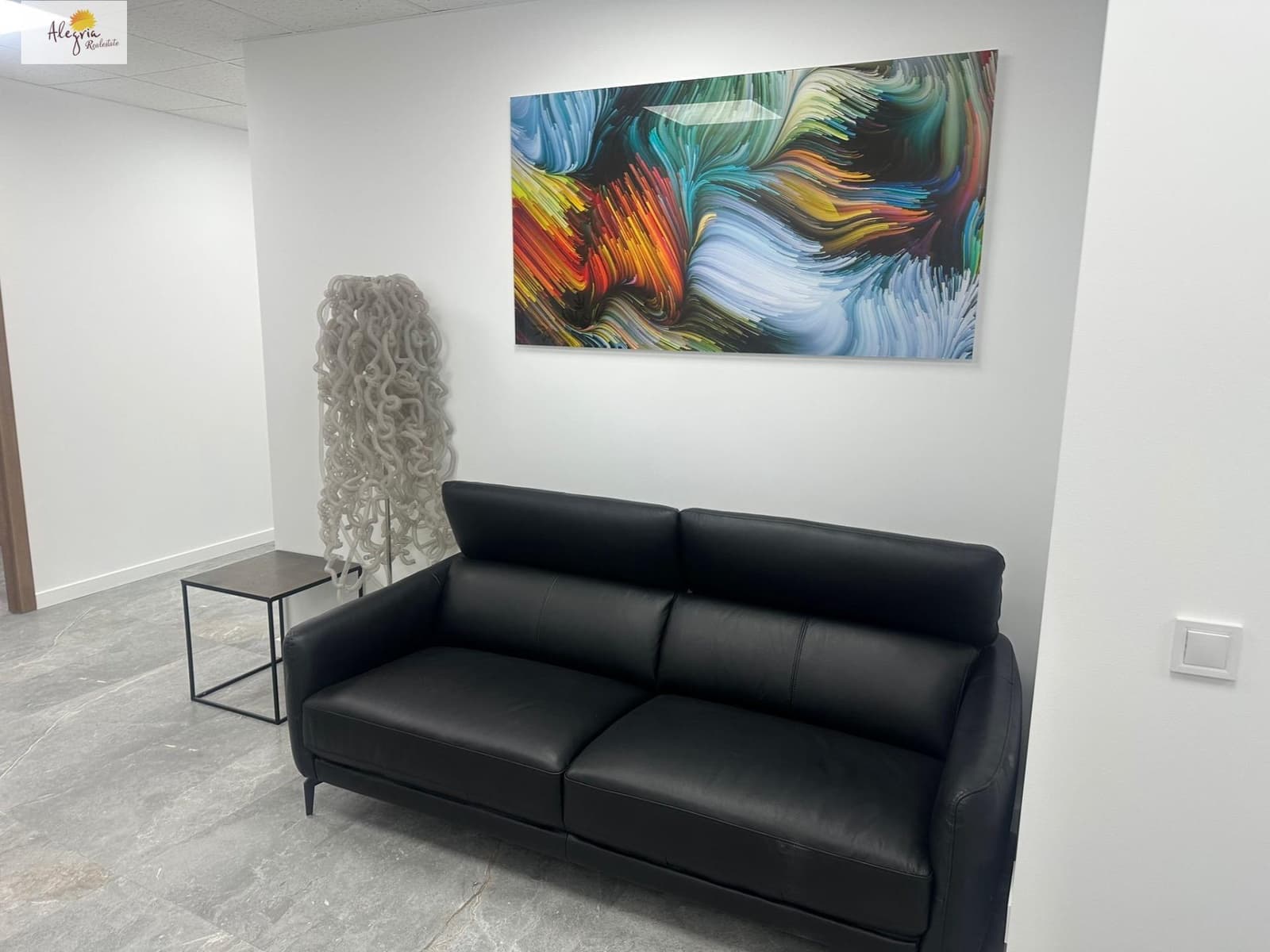 Kontor att hyra i Valencia stad - 600 € (Ref: 10014197)
