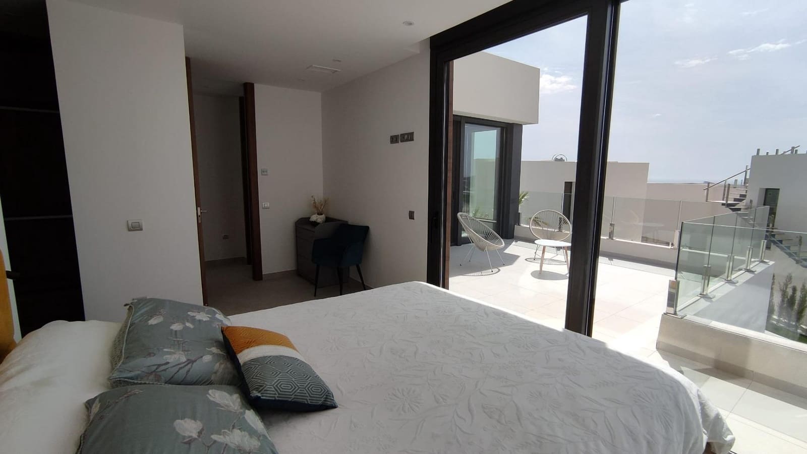 3 sypialnia Willa do wynajęcia w Finestrat z basenem garażem - 3 999 € (Ref: 10014199)