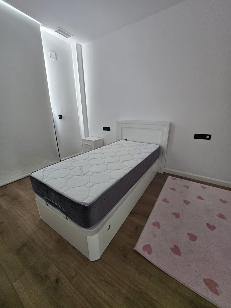 3 makuuhuone Huvila vuokrattavana paikassa Finestrat mukana uima-altaan 
autotalli - 5 000 € (Ref: 10014201)