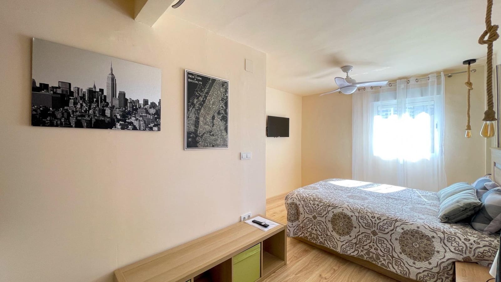 2 Zimmer Apartment zu vermieten in Benidorm mit Pool Garage - 1.800 € (Ref: 10014203)
