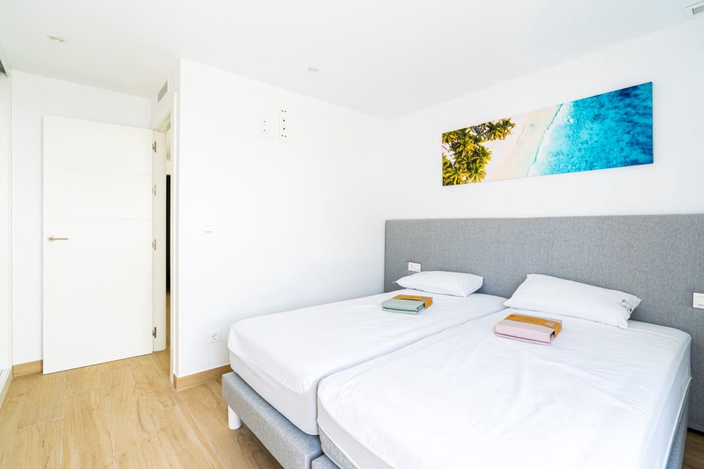 2 sovrum Lägenhet att hyra i Finestrat med pool garage - 3 800 € (Ref: 10014204)