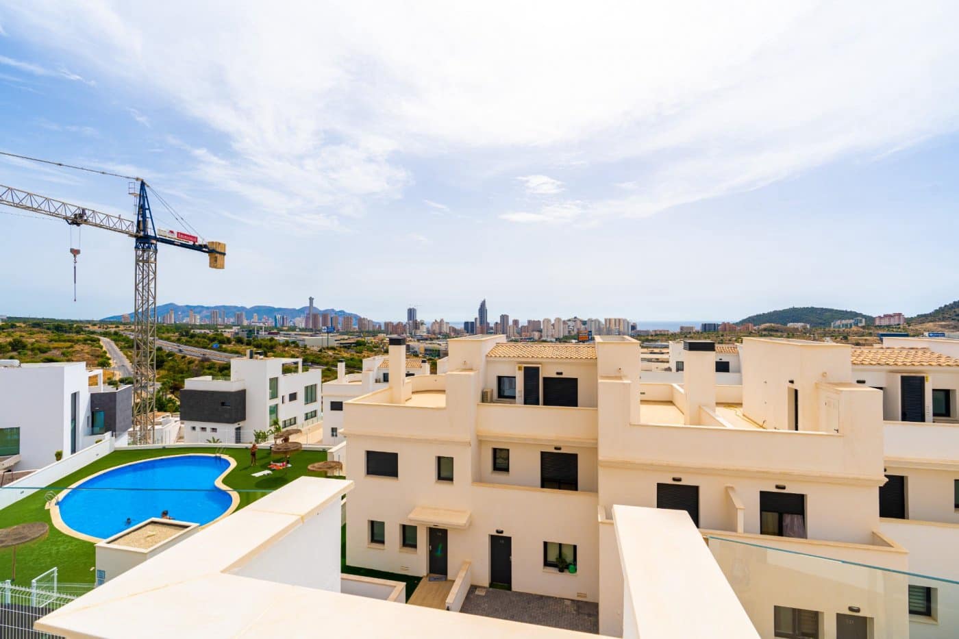 2 sovrum Lägenhet att hyra i Finestrat med pool garage - 3 800 € (Ref: 10014204)