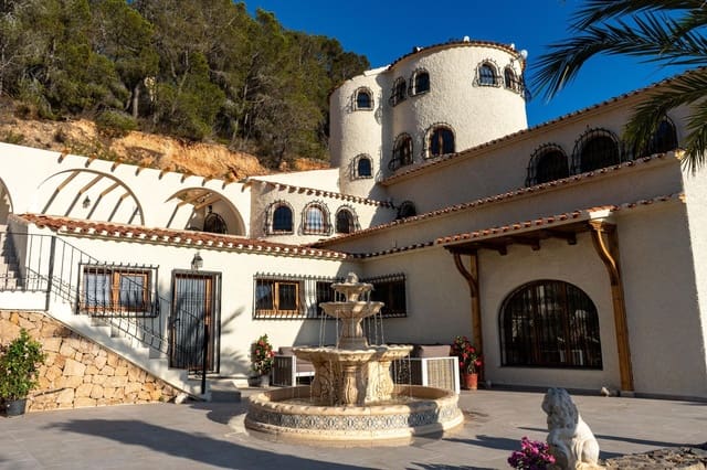 11 quarto Moradia para arrendar em Altea - 10 000 € (Ref: 10014205)