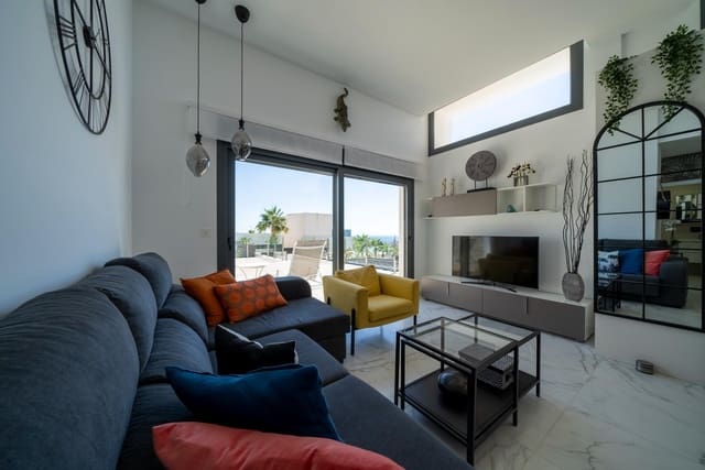 3 quarto Moradia para arrendar em Finestrat com piscina - 7 000 € (Ref: 10014207)