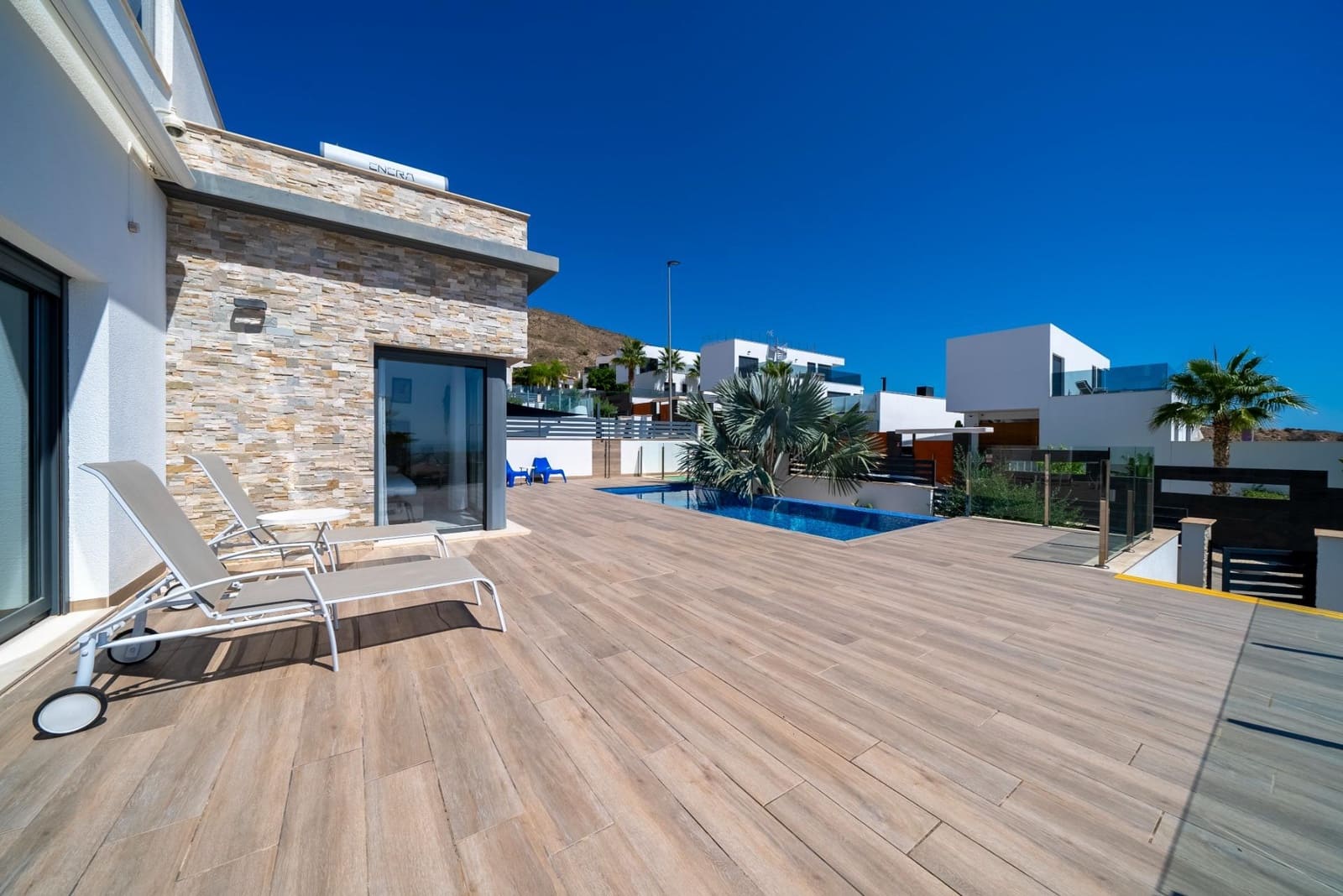 3 bedroom Villa for rent in Finestrat with pool - € 7,000 (Ref: 10014207)
