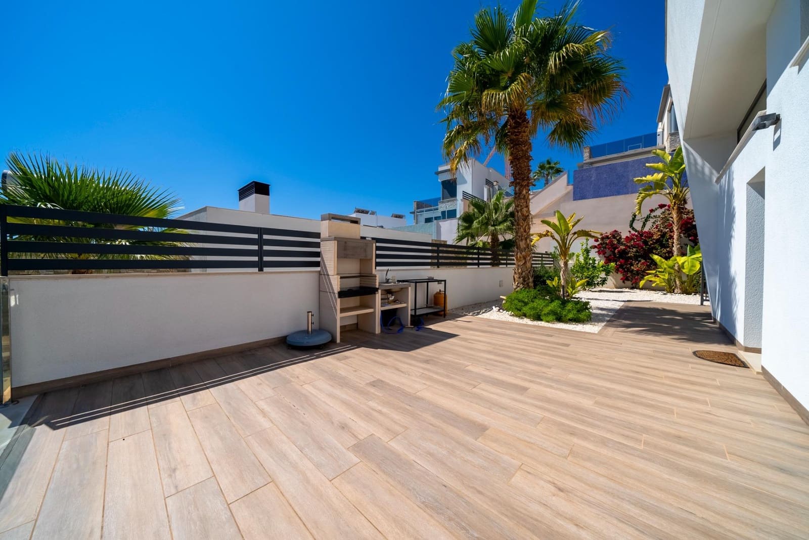 3 bedroom Villa for rent in Finestrat with pool - € 7,000 (Ref: 10014207)