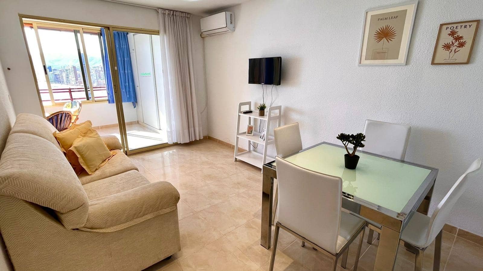 Apartment for rent in Benidorm with garage - € 1,500 (Ref: 10014209)