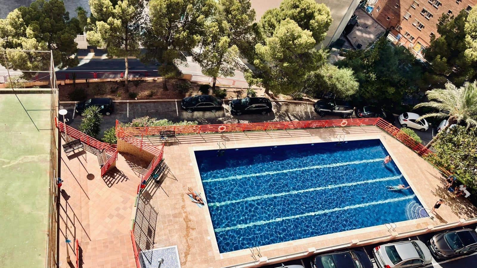Apartment for rent in Benidorm with garage - € 1,500 (Ref: 10014209)