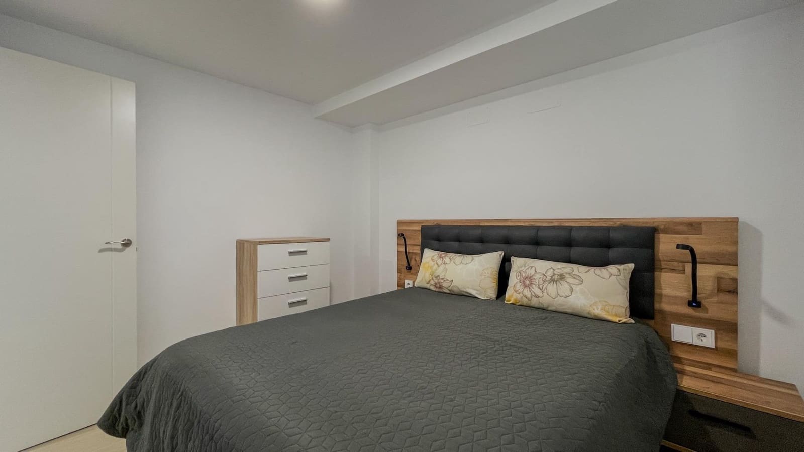 Apartamento de 5 habitaciones en Finestrat en alquiler con piscina - 2.650 € (Ref: 10014210)