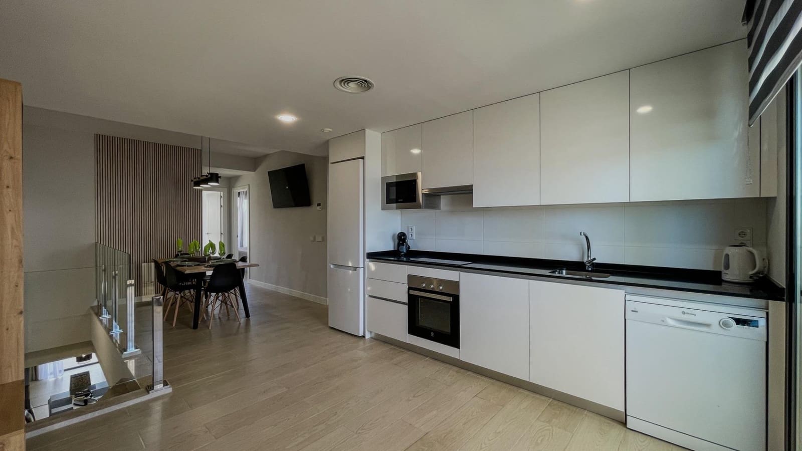 Apartamento de 5 habitaciones en Finestrat en alquiler con piscina - 2.650 € (Ref: 10014210)
