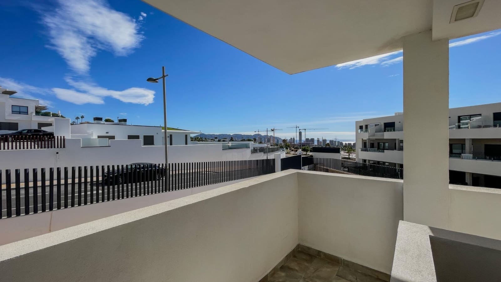 Apartamento de 5 habitaciones en Finestrat en alquiler con piscina - 2.650 € (Ref: 10014210)