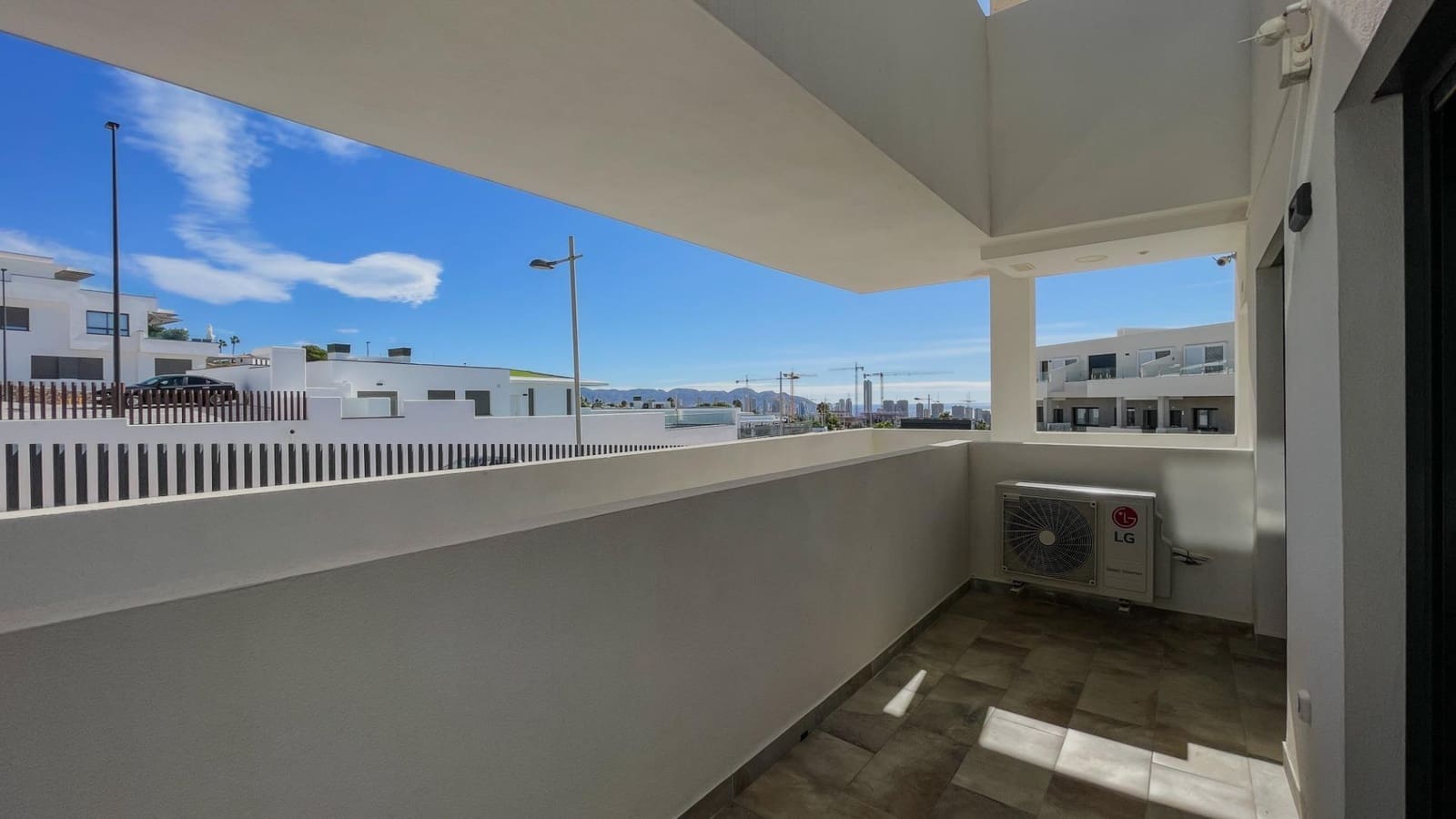 Apartamento de 5 habitaciones en Finestrat en alquiler con piscina - 2.650 € (Ref: 10014210)