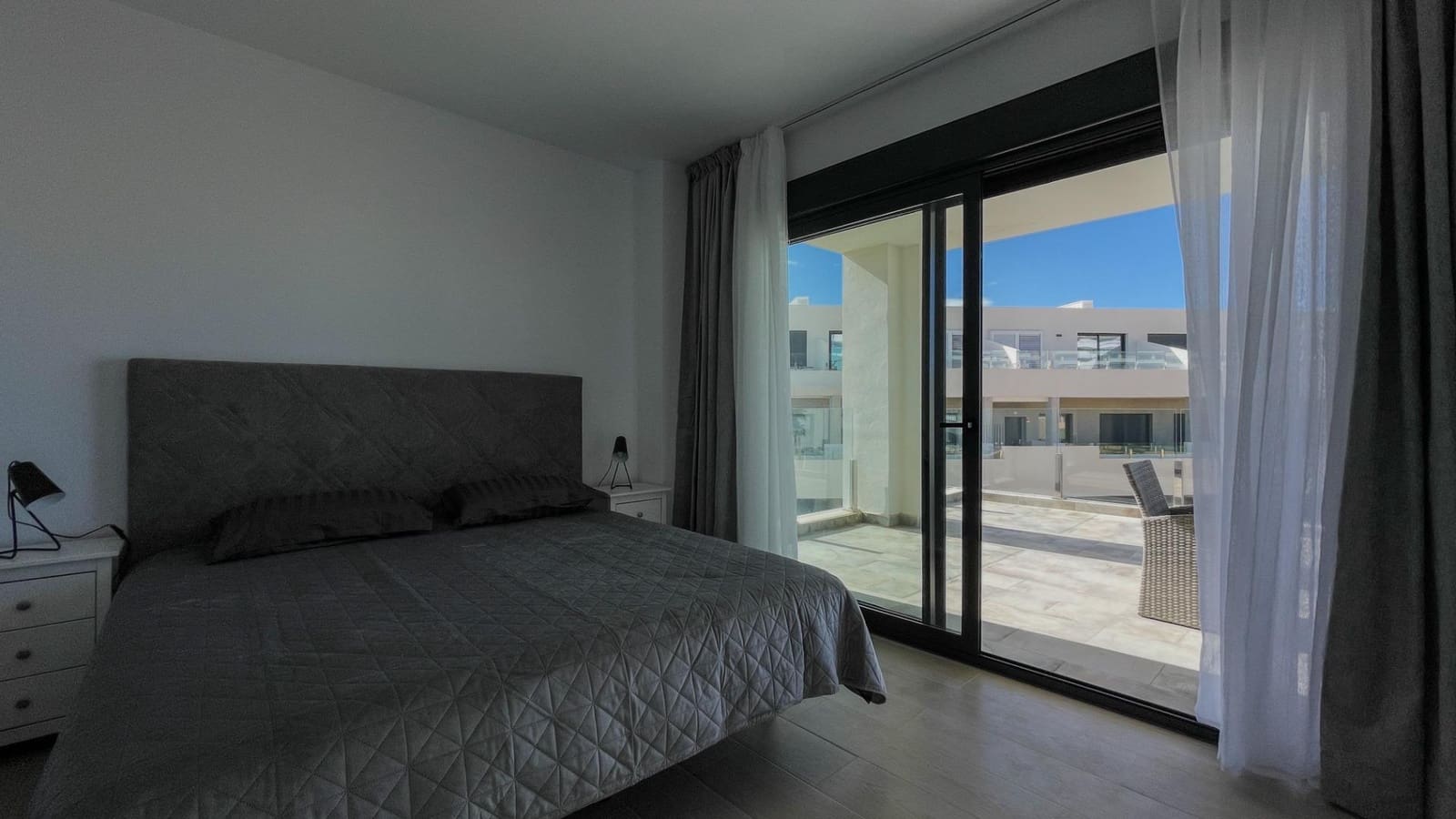 Apartamento de 5 habitaciones en Finestrat en alquiler con piscina - 2.650 € (Ref: 10014210)