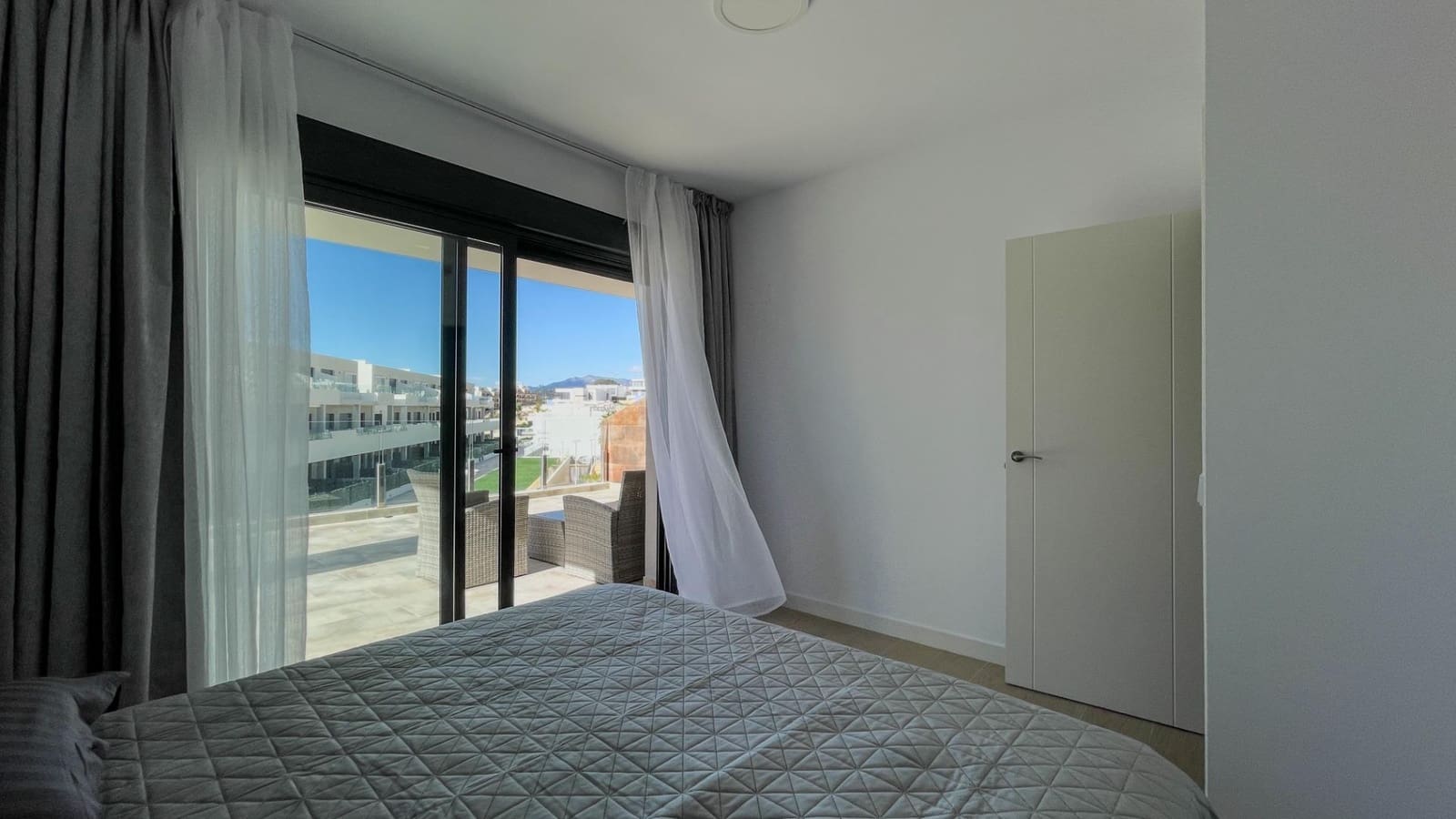 Apartamento de 5 habitaciones en Finestrat en alquiler con piscina - 2.650 € (Ref: 10014210)