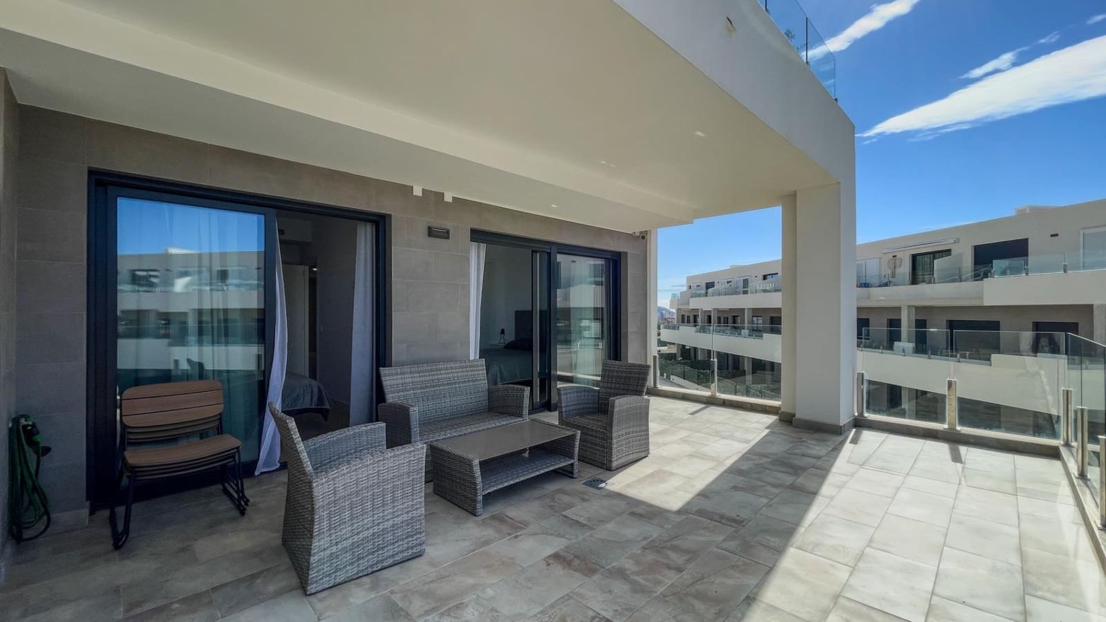 Apartamento de 5 habitaciones en Finestrat en alquiler con piscina - 2.650 € (Ref: 10014210)