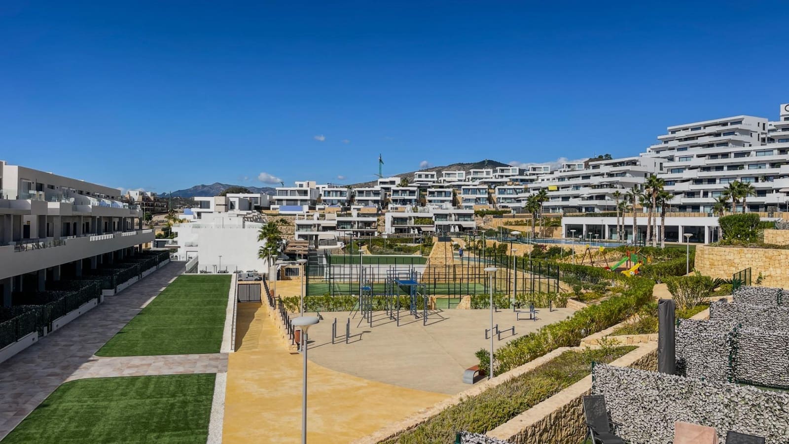 Apartamento de 5 habitaciones en Finestrat en alquiler con piscina - 2.650 € (Ref: 10014210)