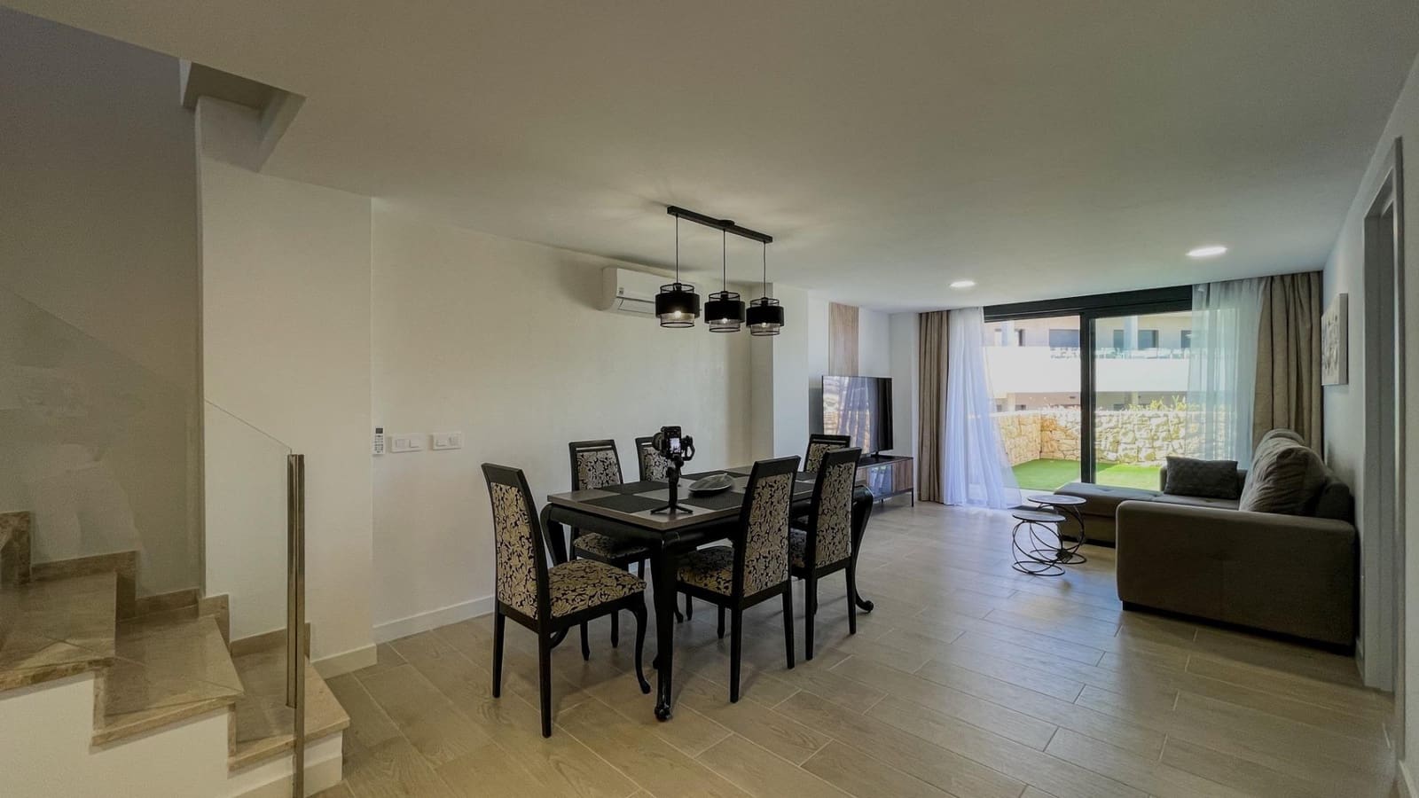 Apartamento de 5 habitaciones en Finestrat en alquiler con piscina - 2.650 € (Ref: 10014210)