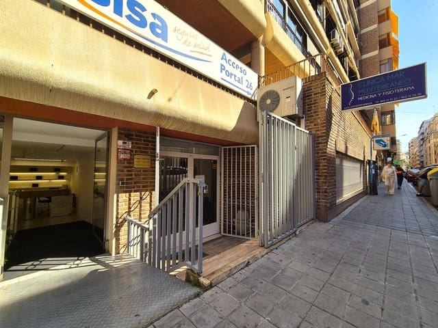 8 soveværelse Erhverv til leje i Alicante by - € 2.550 (Ref: 10014211)