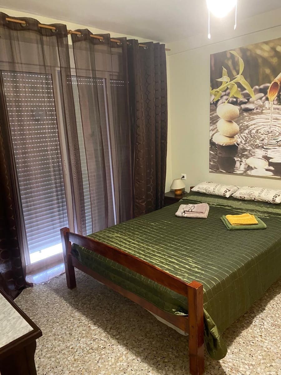 3 bedroom Apartment for rent in Alicante / Alacant city - € 1,800 (Ref: 10014212)
