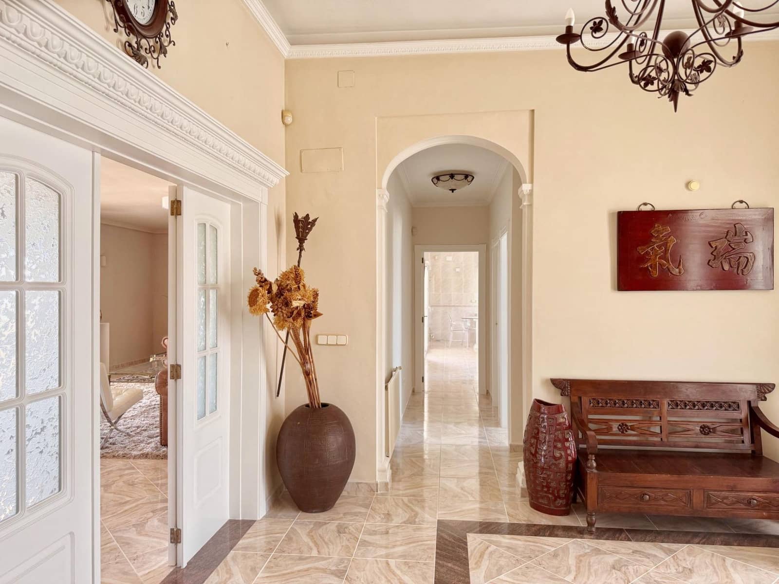 Villa/Maison de 7 chambres à louer à La Nucia avec piscine garage - 5 800 € (Ref: 10014213)