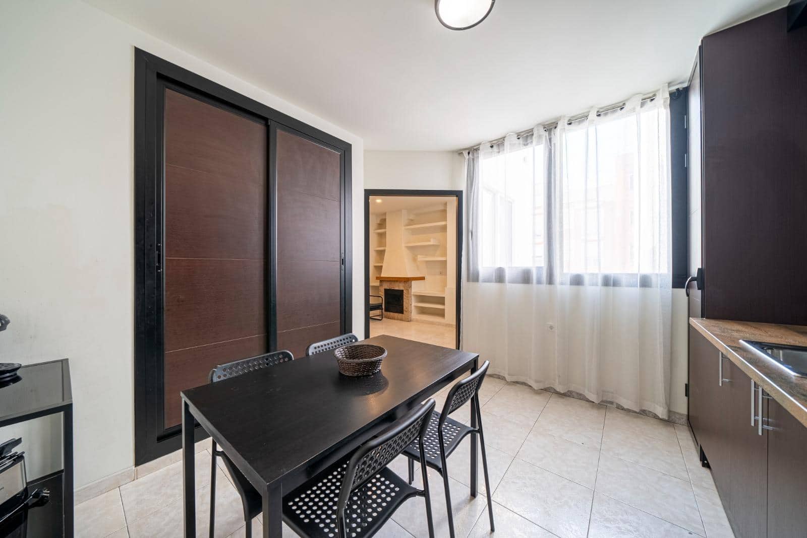 2 makuuhuone Huoneisto vuokrattavana paikassa Alicante kaupunki - 1 800 € (Ref: 10014214)