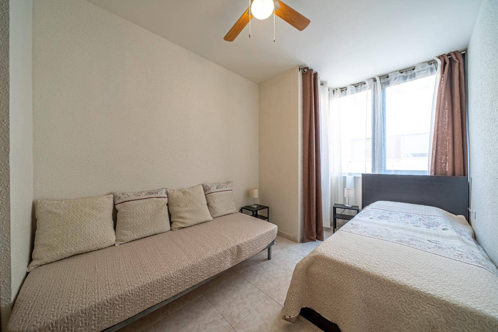 2 makuuhuone Huoneisto vuokrattavana paikassa Alicante kaupunki - 1 800 € (Ref: 10014214)