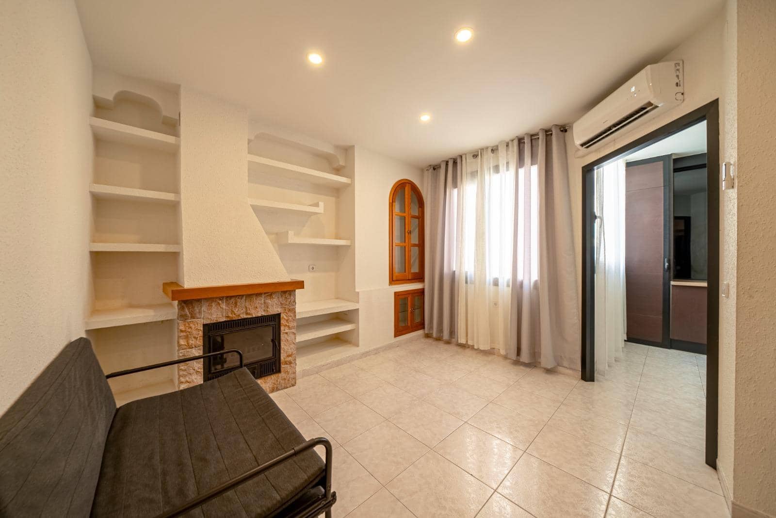 2 makuuhuone Huoneisto vuokrattavana paikassa Alicante kaupunki - 1 800 € (Ref: 10014214)