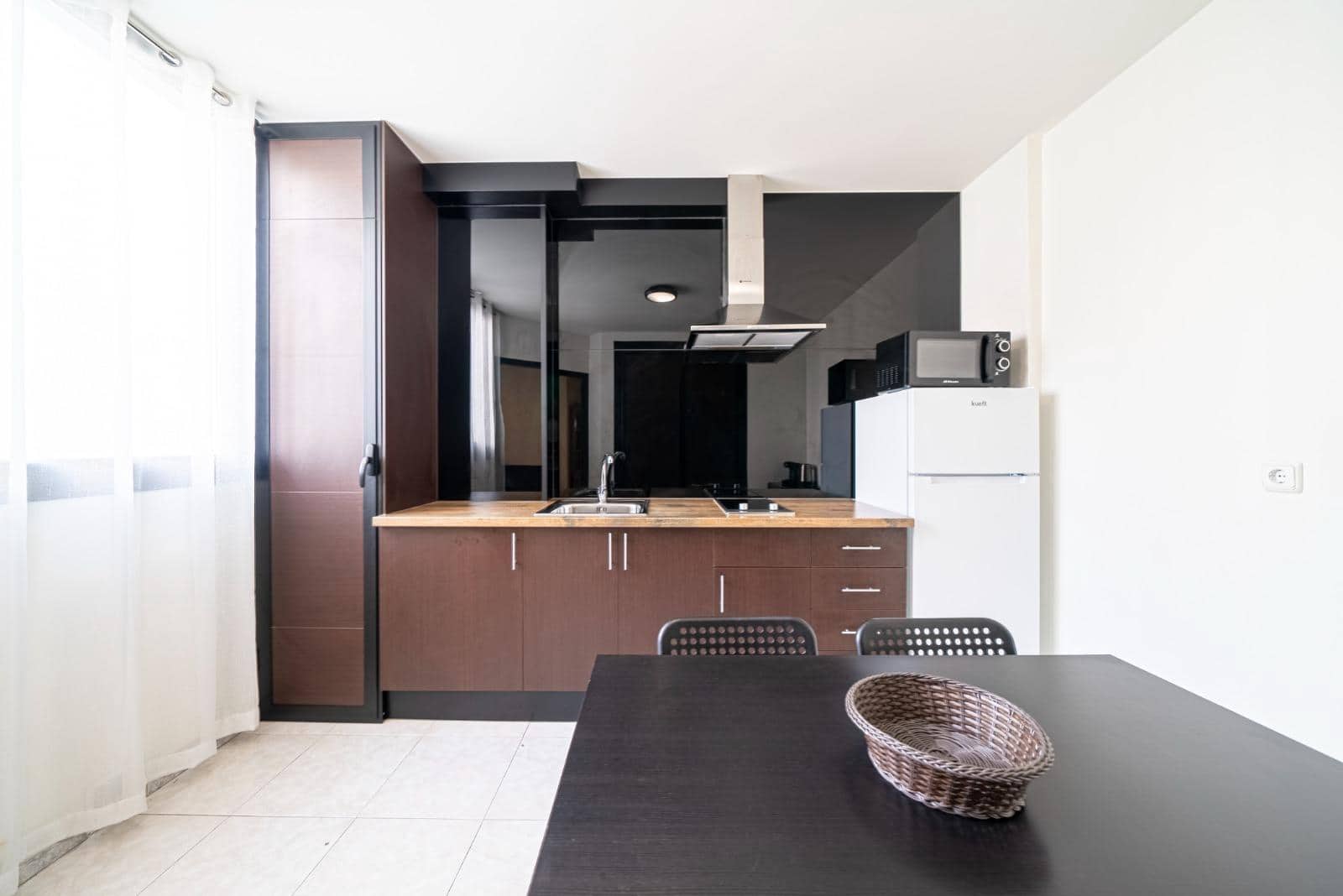 2 makuuhuone Huoneisto vuokrattavana paikassa Alicante kaupunki - 1 800 € (Ref: 10014214)