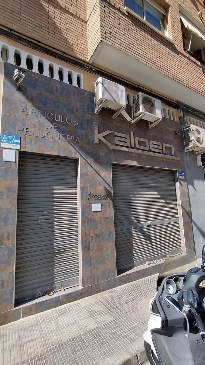 Commercieel te huur in Alicante stad - € 800 (Ref: 10014215)