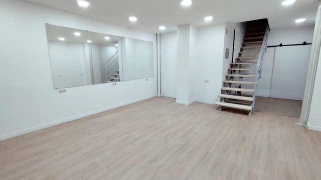 Commercieel te huur in Alicante stad - € 800 (Ref: 10014215)