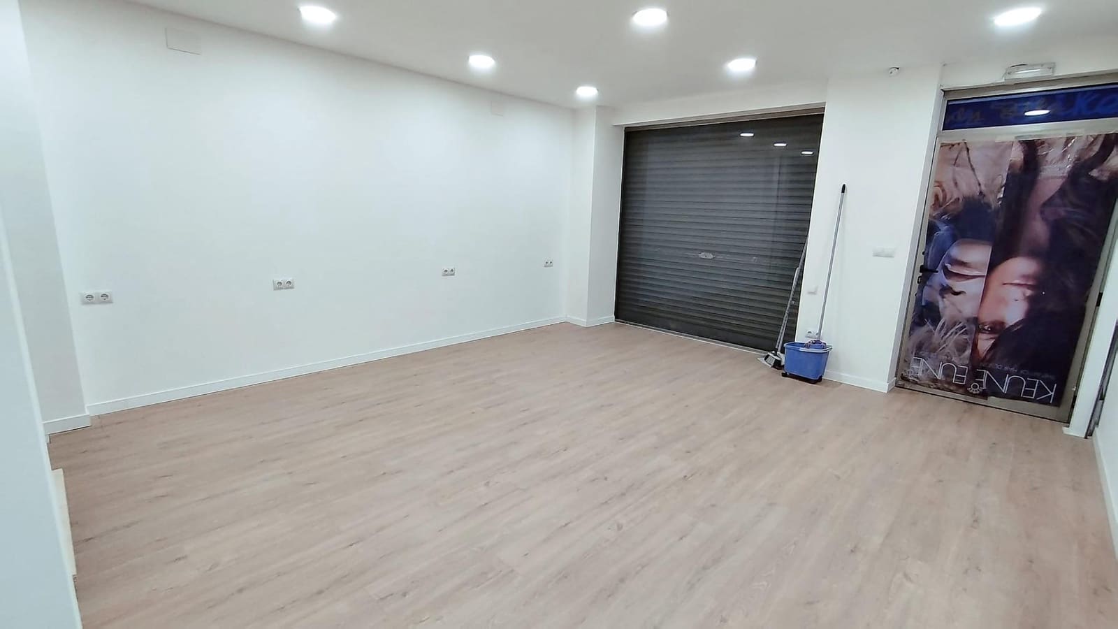 Commercieel te huur in Alicante stad - € 800 (Ref: 10014215)
