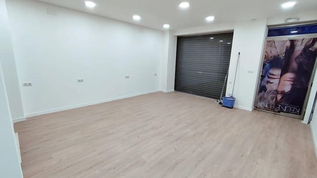Commercieel te huur in Alicante stad - € 800 (Ref: 10014215)
