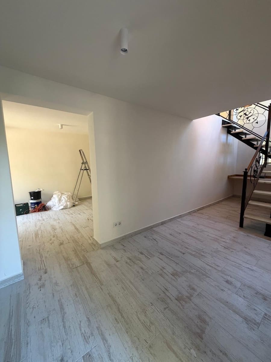 4 makuuhuone Huvila vuokrattavana paikassa Albir mukana uima-altaan - 3 500 € (Ref: 10014216)