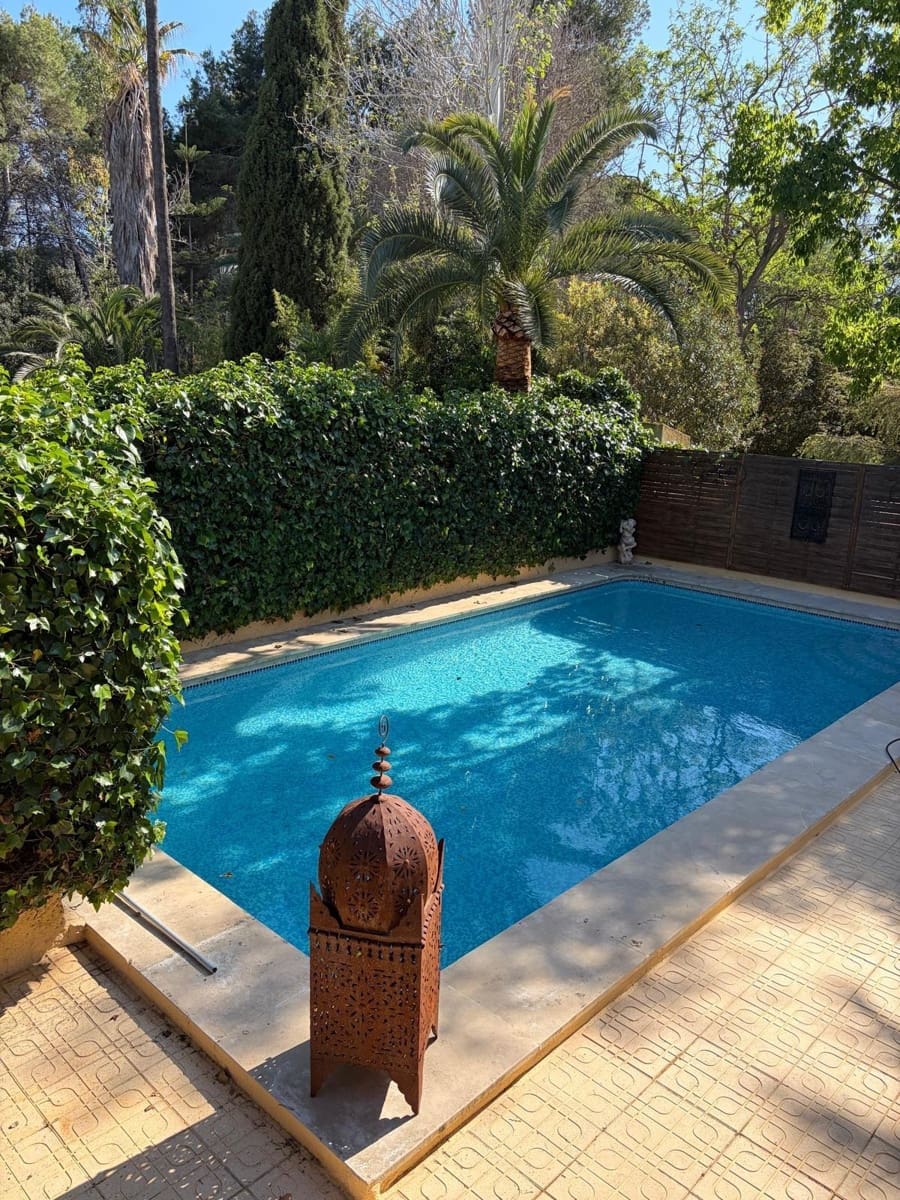 4 makuuhuone Huvila vuokrattavana paikassa Albir mukana uima-altaan - 3 500 € (Ref: 10014216)
