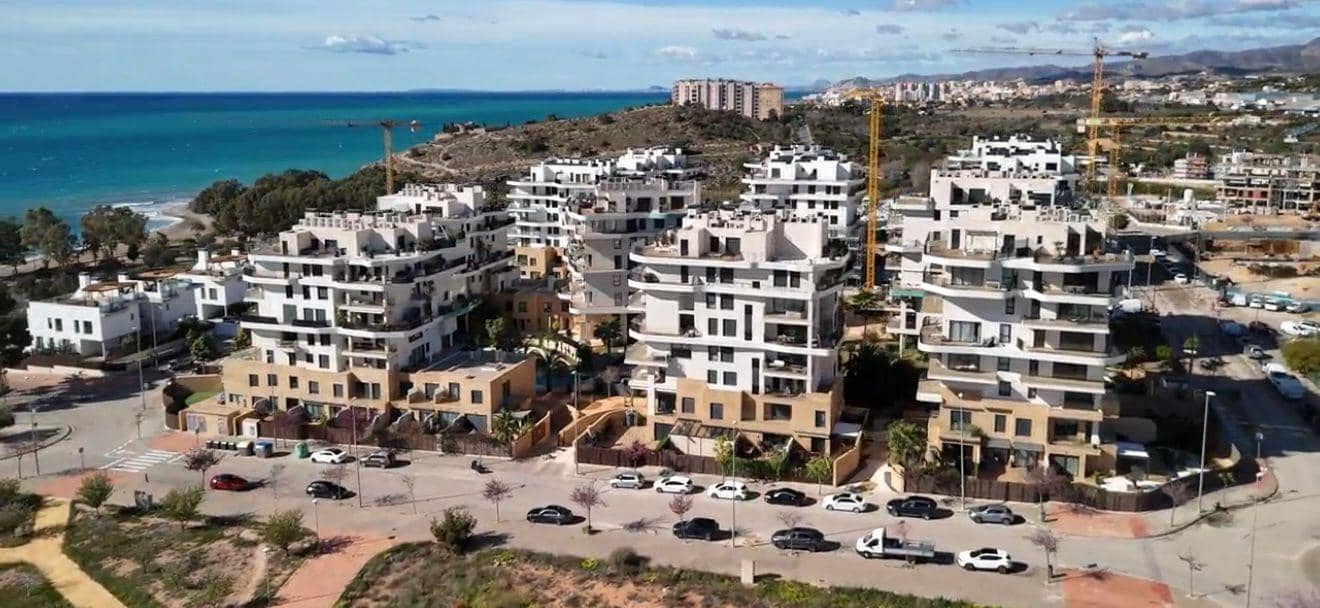 2 bedroom Apartment for rent in La Villajoyosa / Vila Joiosa with pool garage - € 3,000 (Ref: 10014218)