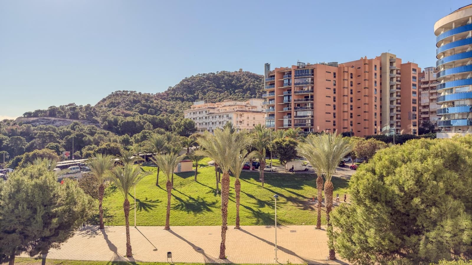 2 bedroom Apartment for rent in La Villajoyosa / Vila Joiosa - € 1,800 (Ref: 10014219)