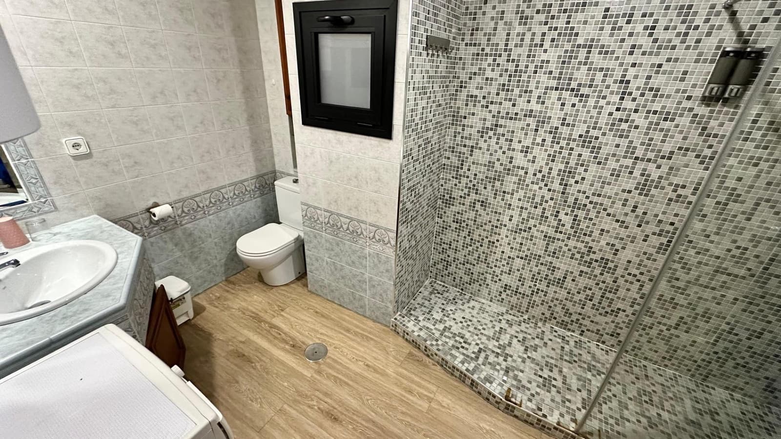 3 makuuhuone Huoneisto vuokrattavana paikassa Alicante kaupunki - 1 800 € (Ref: 10014222)