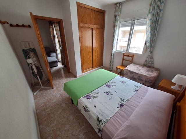1 quarto Apartamento para arrendar em Torrevieja com piscina - 650 € (Ref: 10014226)
