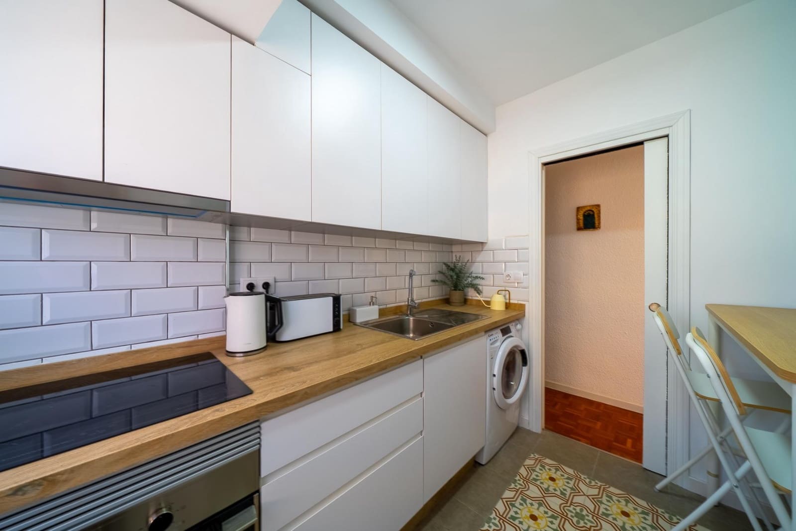 1 sovrum Lägenhet att hyra i Alicante stad - 1 300 € (Ref: 10014228)