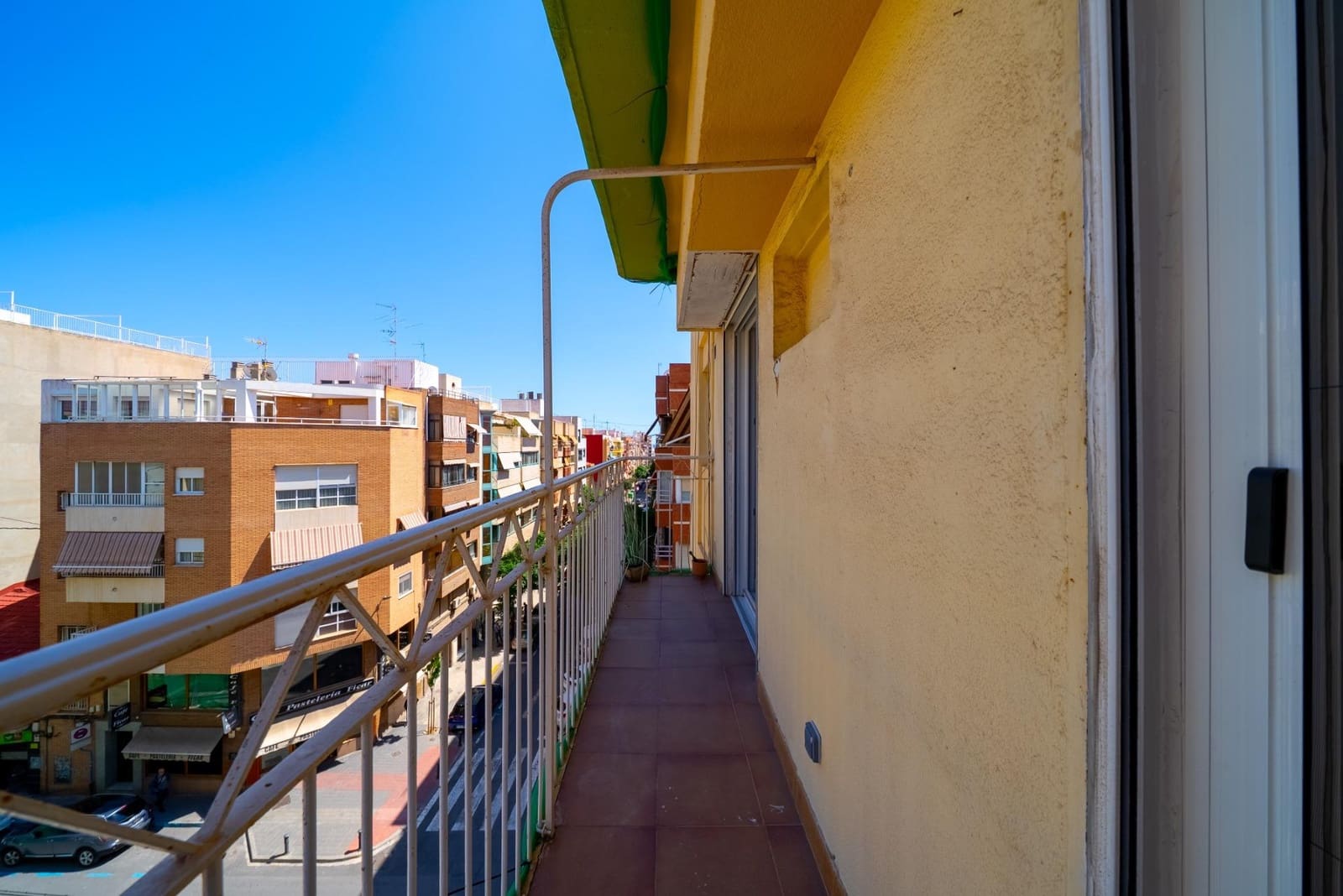 1 sovrum Lägenhet att hyra i Alicante stad - 1 300 € (Ref: 10014228)